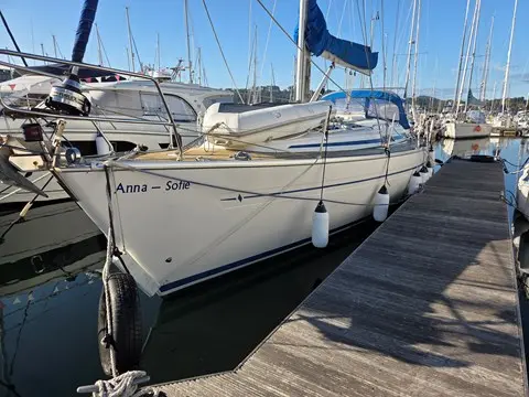 Bavaria 2001  40 Cruiser For sale — United Kingdom